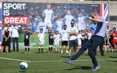 The Duke of Cambridge attends a session at the Equaliser football programme, Jaffa, Tel Aviv, Israel.

Photo credit: Joe Giddens/PA Wire