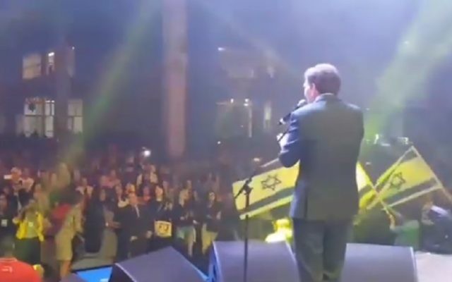 Rio Mayor Marcelo Crivella sang to raise funds for the construction of the city’s Holocaust memorial