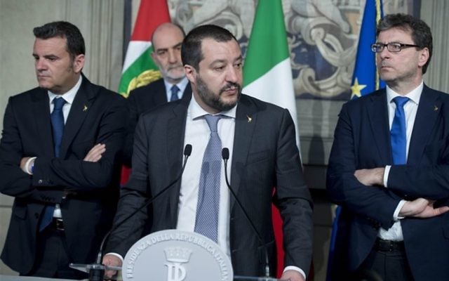 Hard-line interior minister Matteo Salvini (centre)