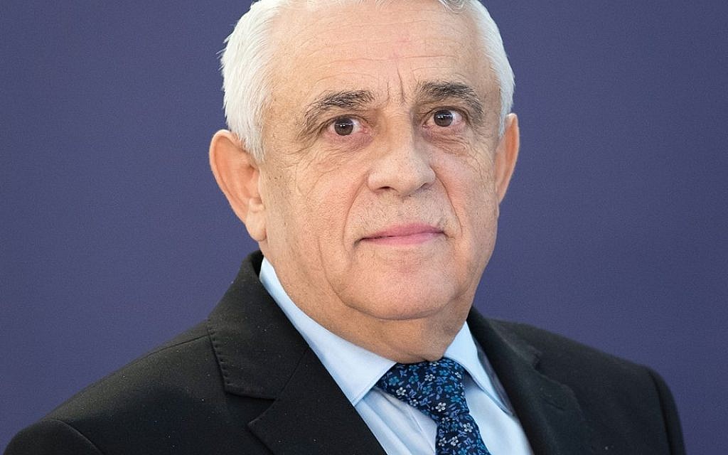 Petre Daea