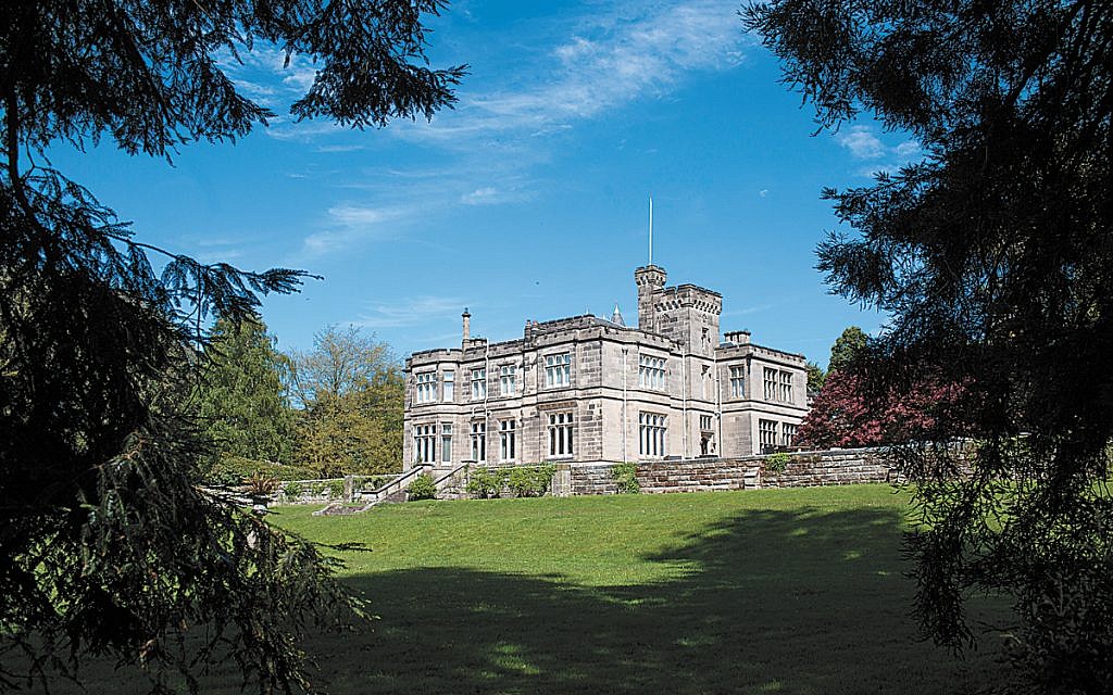 Hampton Manor was once the home of Sir Robert Peel