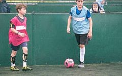 Team Walrus beat Team Bear by 260 goals to 249, as the rain lashed down on the Jewish families raising money for Great Ormond Street Hospital in memory of five year old Shani Berman