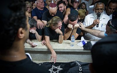 Family and friends attend the funeral of 28-year old Kim Levengrond Yehezkel in her hometown of Rosh haAyin on October 07, 2018. Yehezkel was shot dead earlier today by a Palestinian terrorist at the Barkan Industrial Park near the settlement-city of Ariel. A 35-year old Israeli man was also killed in the attack.  photo by: JINIPIX