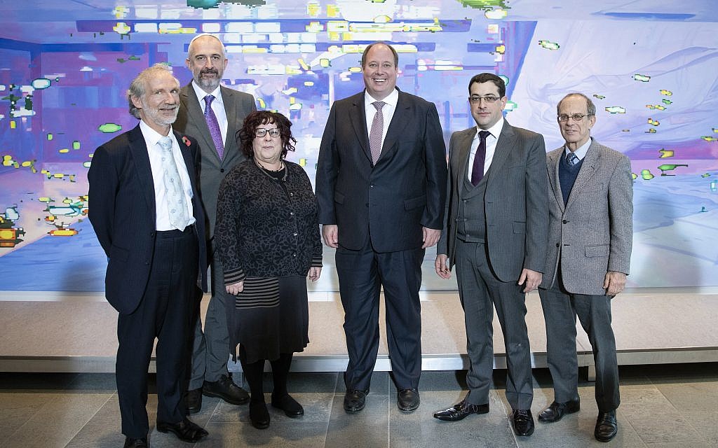 (from left to right) Rabbi David Ian Hulbert, Rabbi Nathan Godleman, Rabbi Dr. Barbara Borts, Minister Helge Braun (Chief of the German Chancellery) Rabbinic Ordinand Alexander Goldberg and Professor Rabbi Marc Eli Saperstein. Credit: Bundesregierung / Bergmann