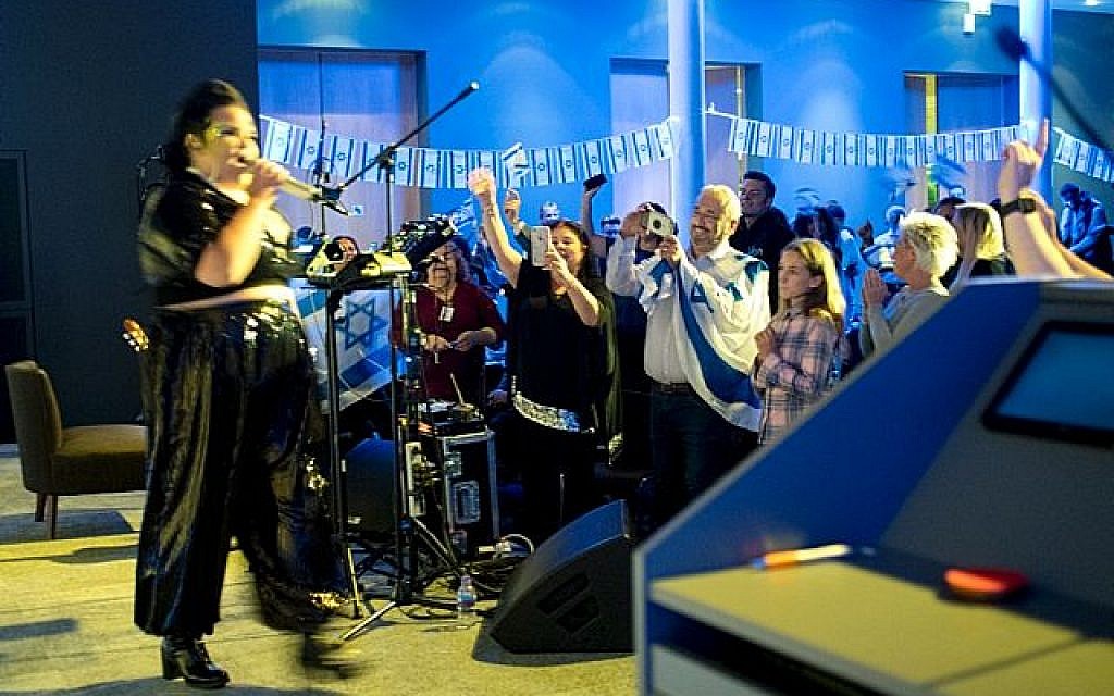 Netta performing for British Airways!