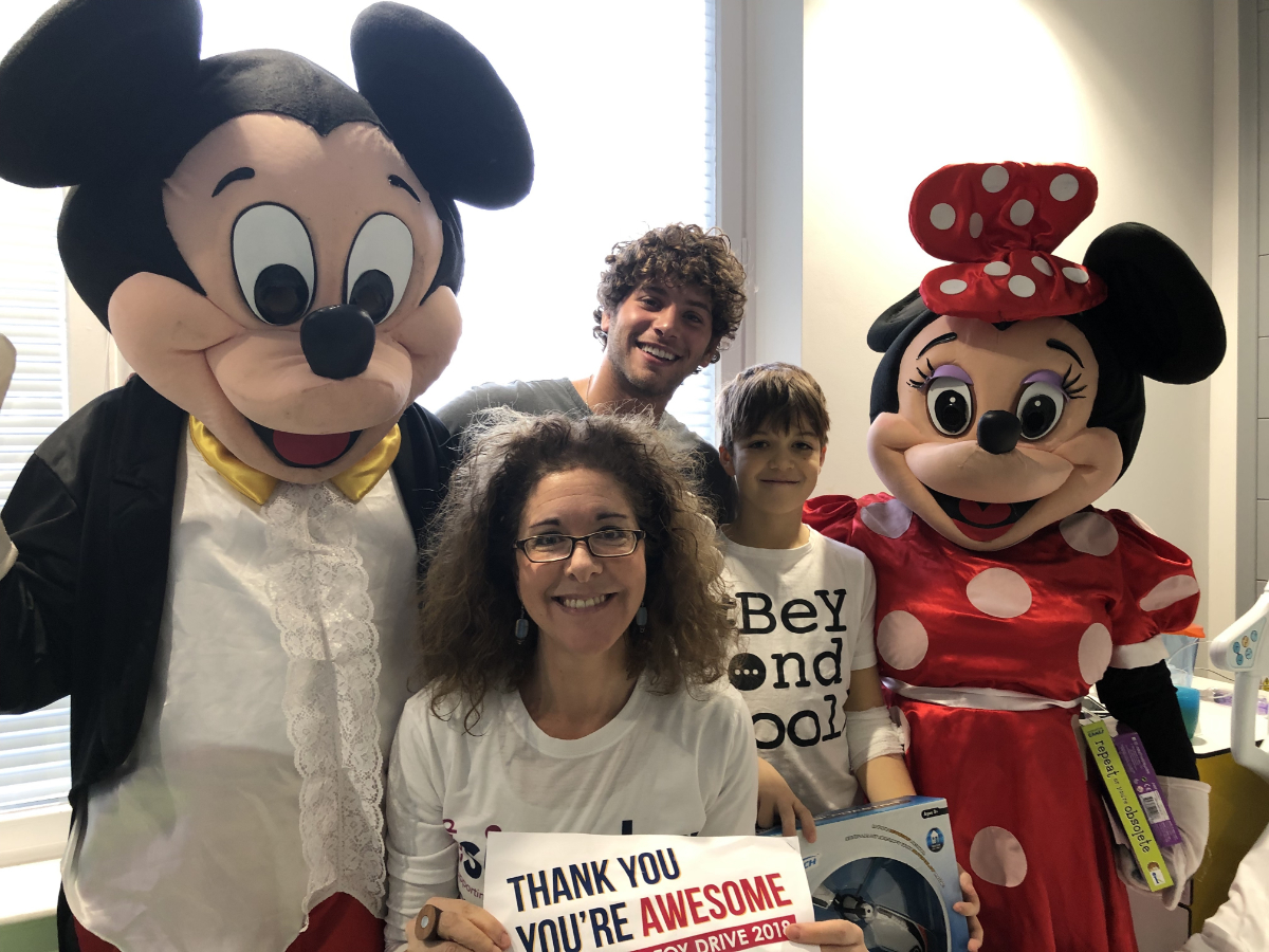 Love Island's Eyal Booker with Camp Simcha at the Royal Free for the charity's Toy Drive! Here he meets Zac Robinson, 11