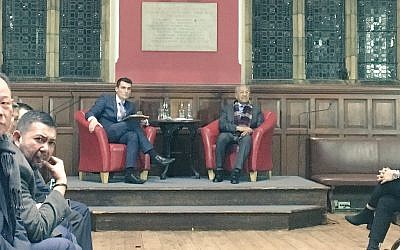 Dr Mahathir Mohamad speaking at the Oxford Union