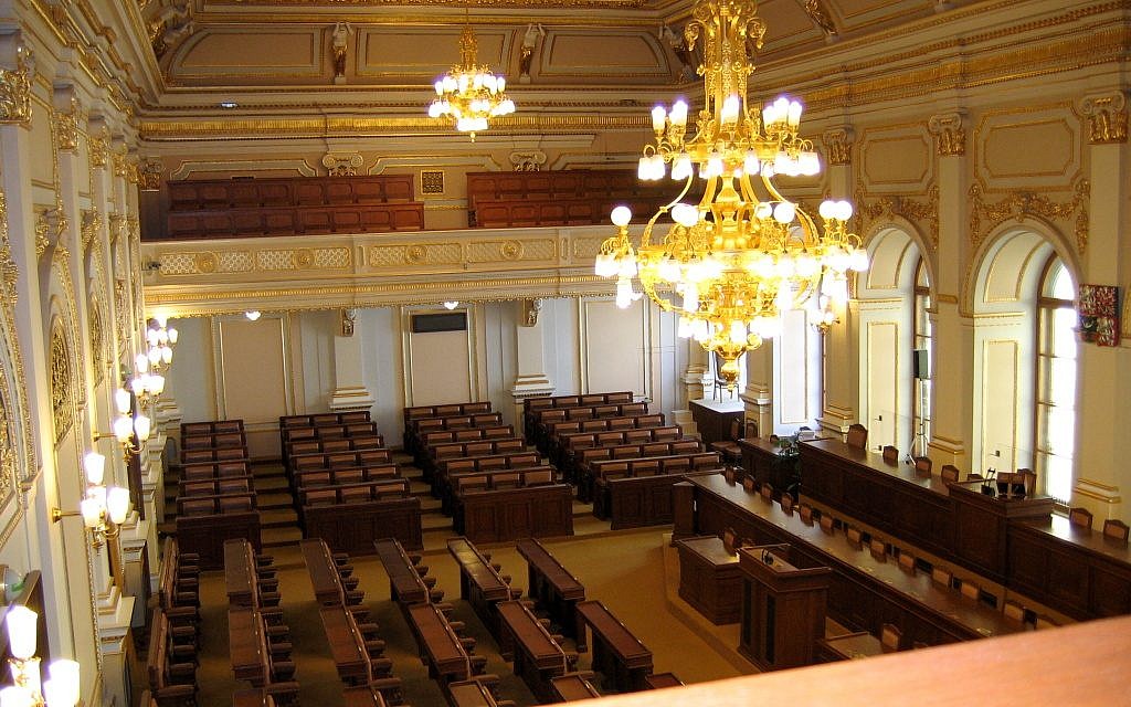 Session room of the Chamber of Deputies (Wikipedia/Ervinpospisil at cs.wikipedia)