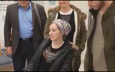 Shira Ish-Ran leaves hospital (Screenshot from Kan News' report)