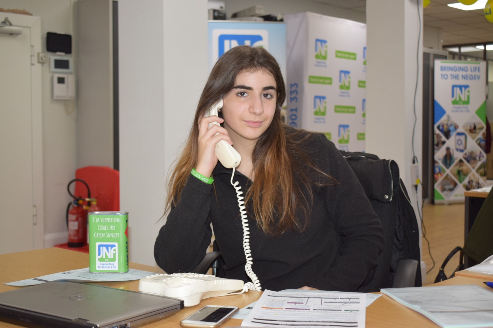 Volunteers help fundraise for JNF UK's Green Sunday initiative.