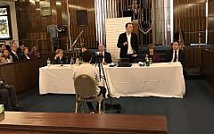 Peter Mason addressing JLM Peter Mason addressing JLM