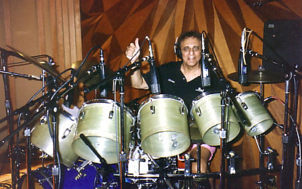 Hal_Blaine, (Wikimedia/Howard Thompson, CC-BY-SA)