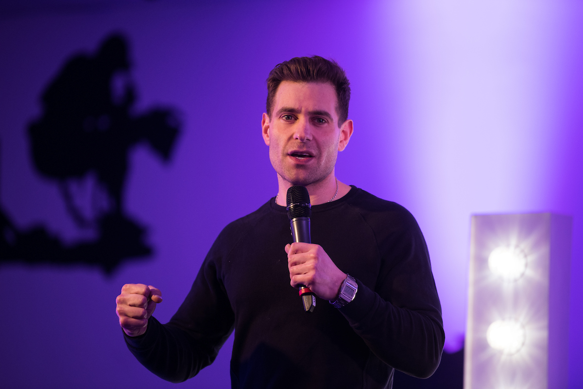 Simon Brodkin  Jokes for Jake at Elstree Studios.  (Credit: Blake Ezra Photography Ltd)