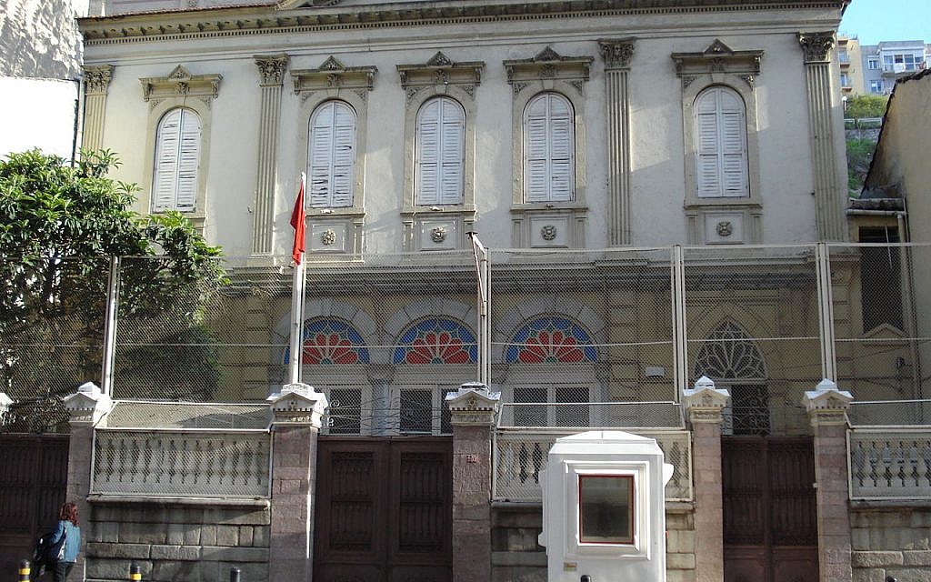 Bet Israel Synagogue is located in Karataş, İzmir. (Yabancı/Wikipedia)