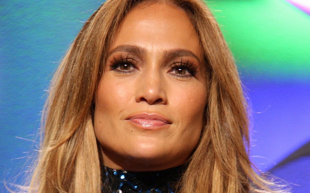 J-LO. (Wikipedia/dvsross)