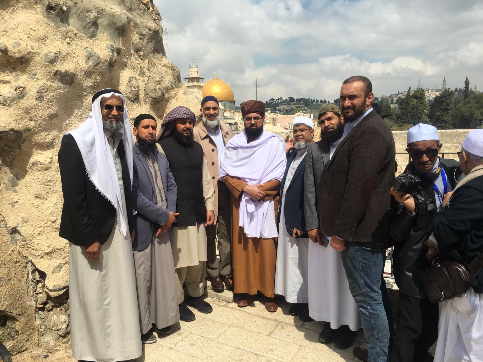 The Journey2Jerusalem delegation overlooking the Western Wall with the Dome of the Rock in the background