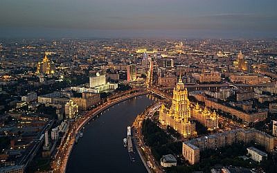 Moscow's skyline (Wikipedia/Deensel)
