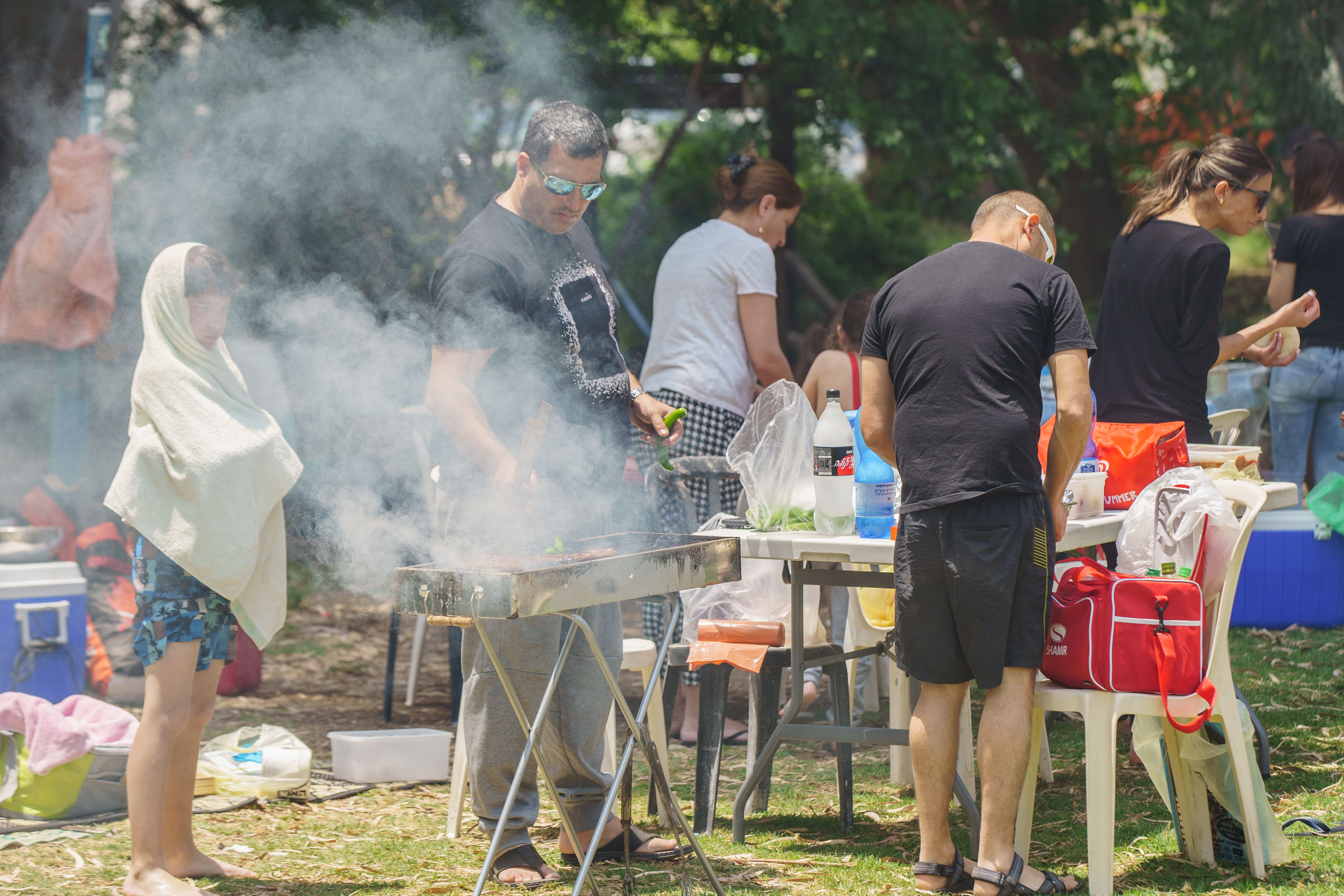 Israelis barbecue during the celebrations of the 71st Independence Day in the northern city of Kiryat Shmona, May 9, 2019. Photo by: JINIPIX