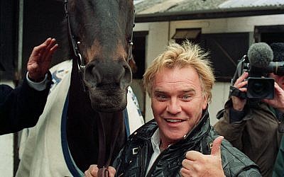 Freddie Starr with his horse Miinnehoma, which was the winner of that year's Grand National. (PA Wire)