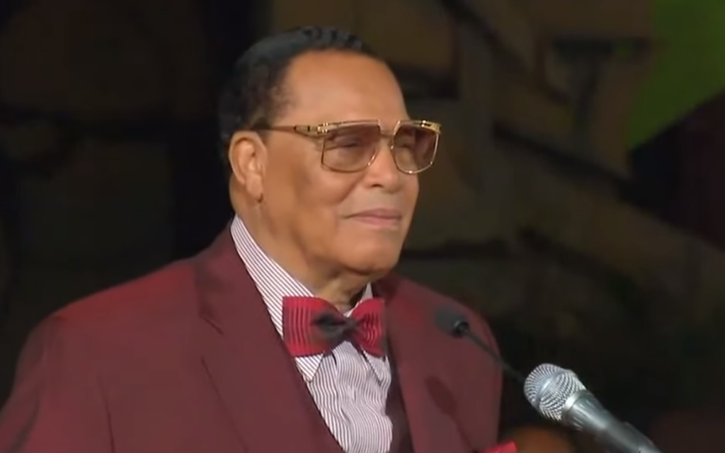 Screenshot of Louis Farrakhan speaking at the St. Sabina Catholic Church