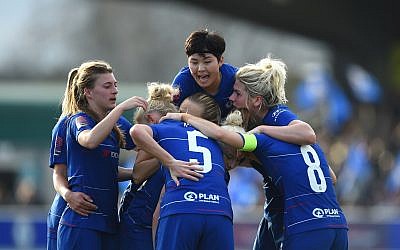 Bethany England of Chelsea celebrates with teammates (Photo by Chelsea Football Club/Chelsea FC via Getty Images)