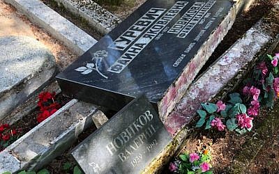 Smashed gravestone in Estonia. Source: Coordination Forum for Countering Antisemitism