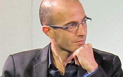 Yuval Noah Harari 
(Author:Daniel Naber/Wikipedia)