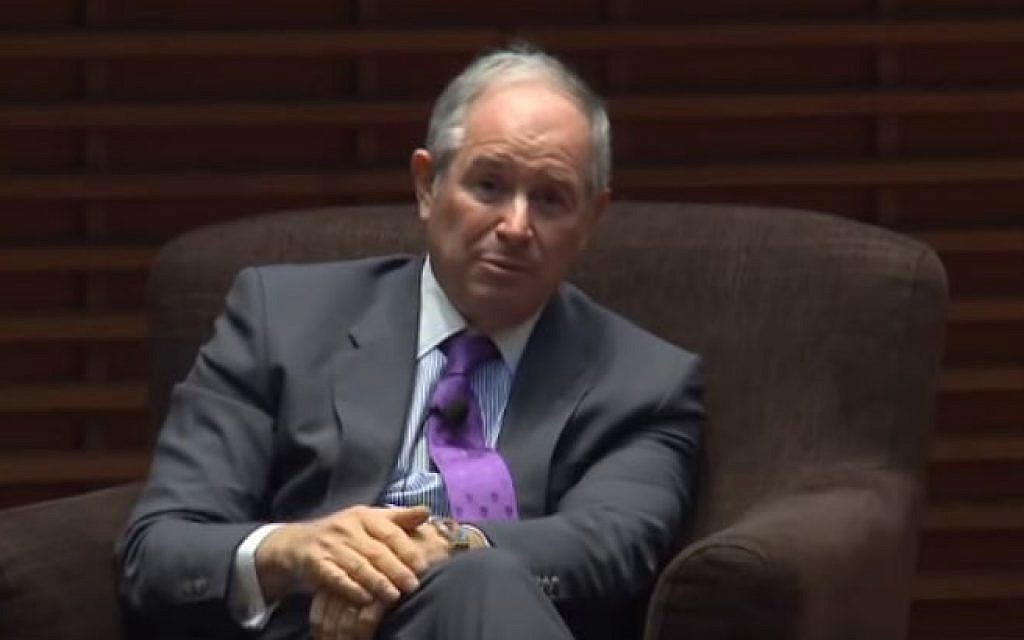 Stephen Schwarzman speaking to Oxford students in 2016 (Credit: YouTube)