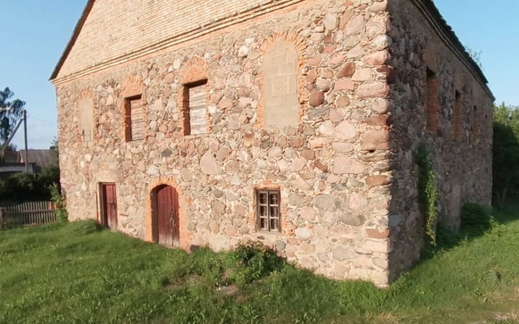 Synagogue in Porozovo (Google Maps )