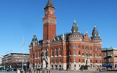 Helsingborg town hall (Wikipedia/ Author: Plenz)
