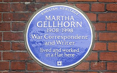 Martha Gellhorn blue plaque, 72 Cadogan Square, London.(English Heritage)