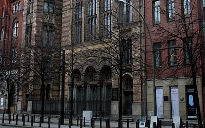 Neue Synagogue in central Berlin (Wikimedia Commons)
