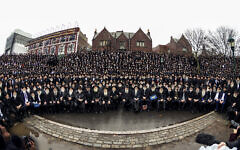 Thousands of rabbis gather in Brooklyn (Credit: Chabad) Thousands of rabbis gather in Brooklyn (Credit: Chabad)