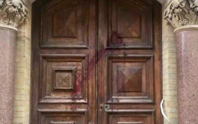 Photo by Lyn Julius of red paint which has been thrown over Middle Street Synagogue in Brighton on the eve of the anniversary of Kristallnacht. (Photo credit: PA Wire)