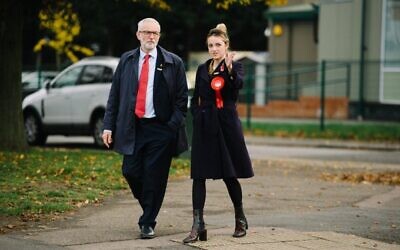 Harlow PPC Laura McAlpine with Jeremy Corbyn on the campaign trail. (Pic: Twitter)
