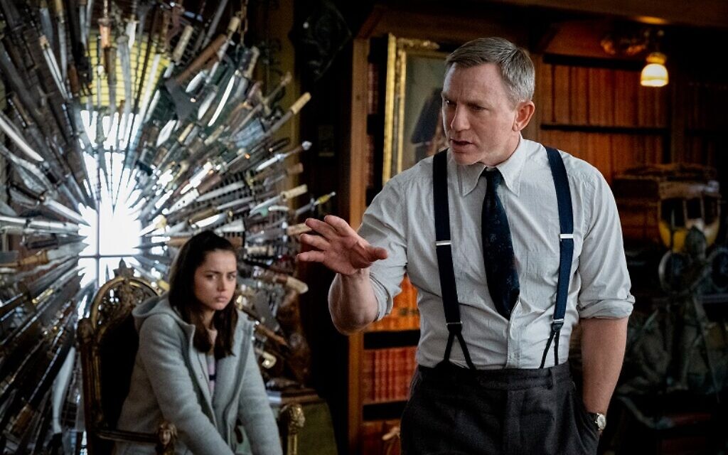 Daniel Craig and Ana De Armas star in Knives Out