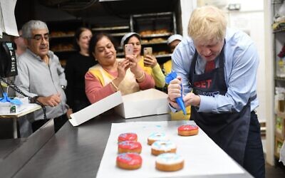 Boris Johnson at Golders Green's Grodzinski Bakery (credit: Boris Johnson/Twitter)