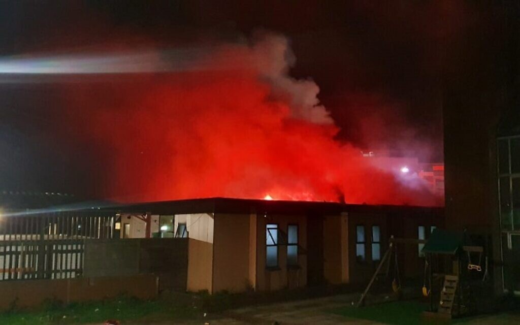 A huge blaze broke out at a Jewish school in Canvey Island, Essex on Sunday night. Credit: Relaxing Room A huge blaze broke out at a Jewish school in Canvey Island, Essex on Sunday night. Credit: Relaxing Room