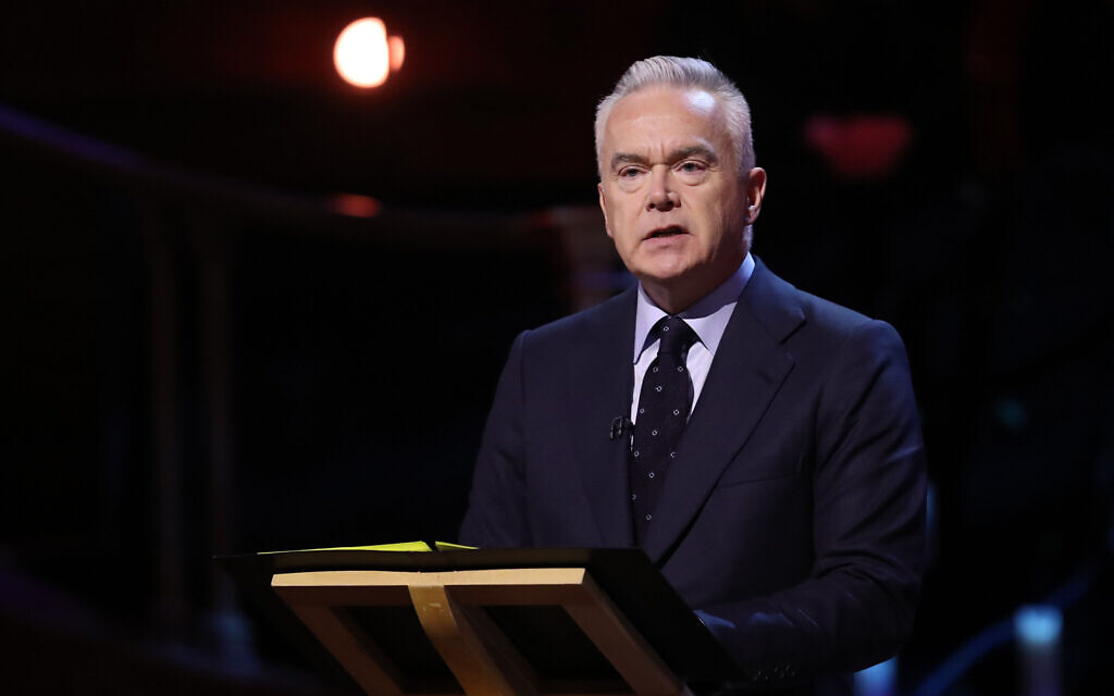 BBC newsreader Huw Edwards speaking during the UK Holocaust Memorial Day Commemorative Ceremony at Central Hall in Westminster, London. PA Photo. . (Photo credit: Chris Jackson/PA Wire)