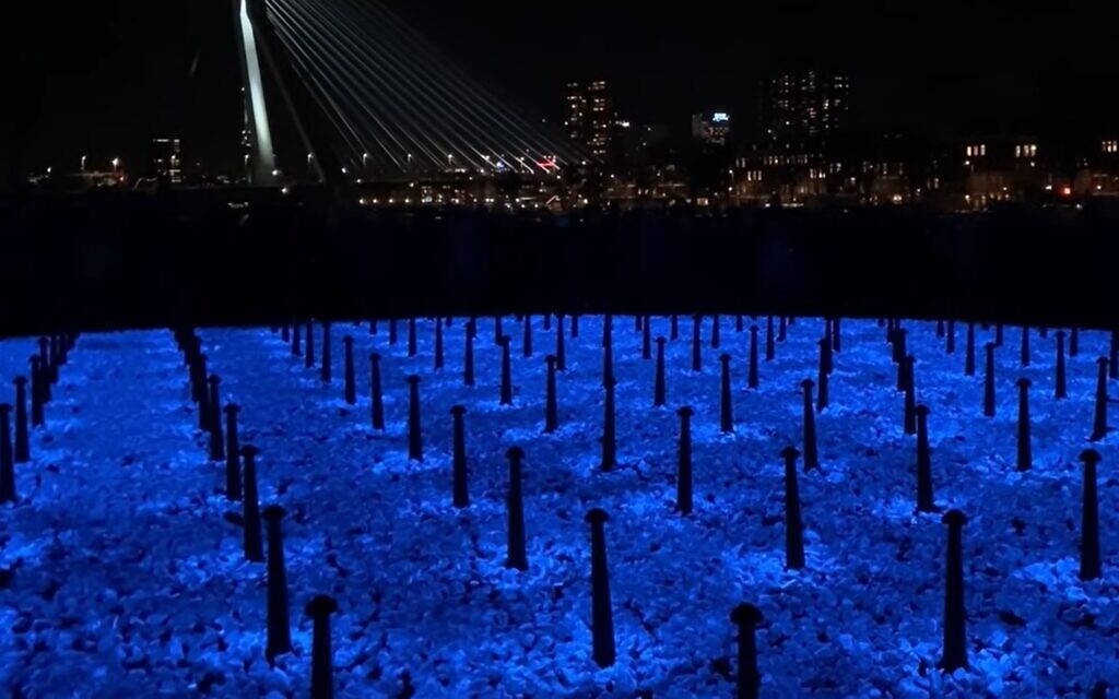 Screenshot of the memorial from youtube: https://www.youtube.com/watch?v=wwskTj6klYo