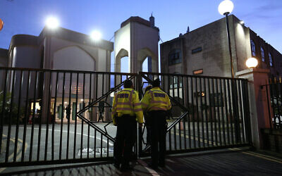 Police officers outside the main entrance to the London Central Mosque near Regent's Park, North London, after morning prayers. PA Photo. Picture date: Friday February 21, 2020. A man was arrested on suspicion of attempted murder on Thursday after they were called to reports of a stabbing at the Regent's Park mosque. See PA story POLICE Mosque. Photo credit should read: Jonathan Brady/PA Wire