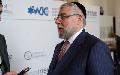 Chief Rabbi Pinchas Goldschmidt, president of the Conference of European Rabbis (CER), issued the warning at the Munich Security Conference, during a CER-sponsored debate about social media companies and radicalisation.