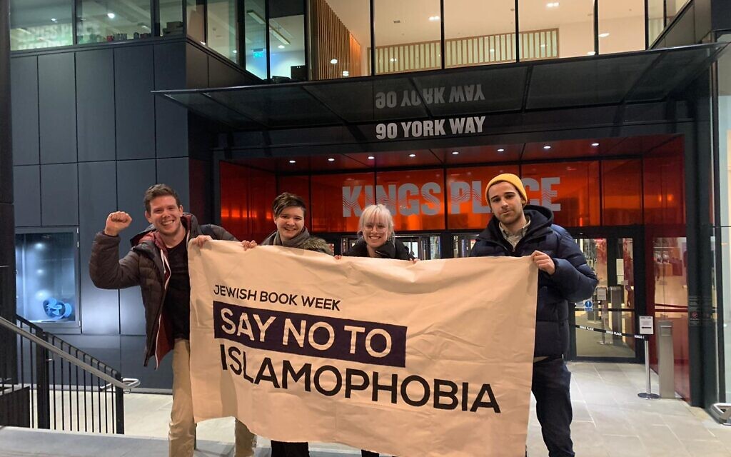 Jewish Solidarity Action protesters Rob Abrams, Joanna Phillips, Em Hilton and Aron Keller at Jewish Book Week event