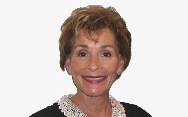 Judge Judy Sheindlin (Wikipedia/Source	Judge Judy & Painting/Author	Susan Roberts from Chicopee, U.S.A/ (CC BY-SA 2.0) / https://creativecommons.org/licenses/by-sa/2.0/legalcode)