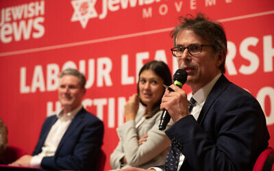 Robert Peston alongside Labour leadership hopefuls at the community's hustings hosted by JLM and partnered with Jewish News. (Marc Morris Photography)