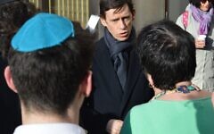 Rory Stewart speaking at JW3, after moving the conversation outside