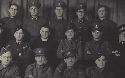 Jewish soldiers in Sunderland whilst they were on Pesach leave in 1940. Saul's grandfather, is in the middle on the back row. (Credit: Saul Taylor)