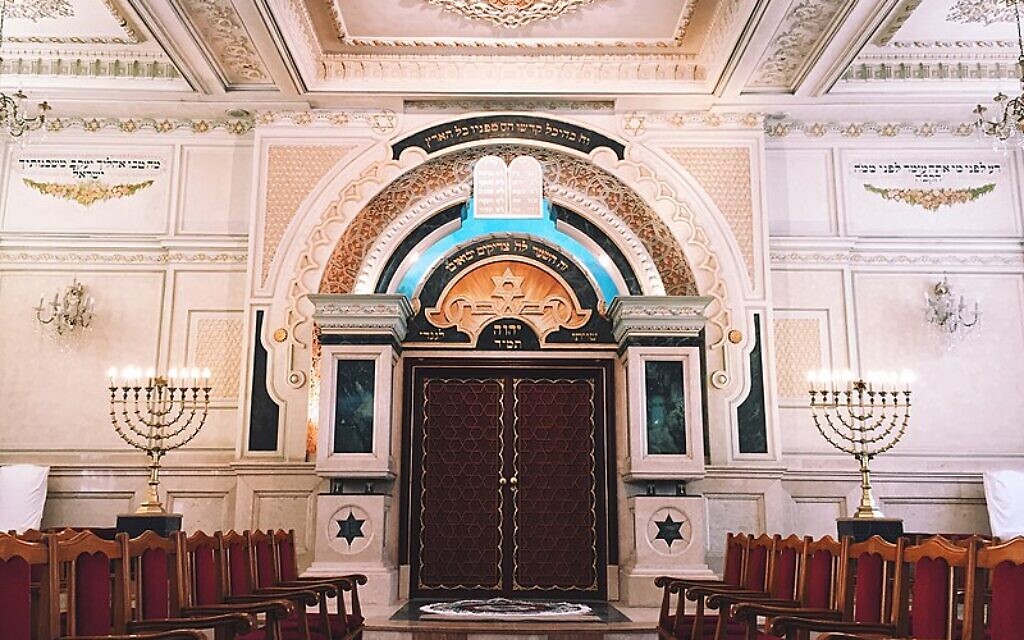 Beth-El Synagogue in Casablanca in 2017 (Wikipedia/ Author	Sambasoccer27/ (CC BY-SA 4.0) https://creativecommons.org/licenses/by-sa/4.0/legalcode )