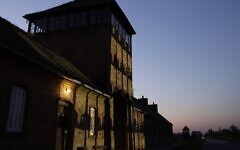 Thousands of virtual plaques appeared on the infamous gates of Auschwitz-Birkenau (Credit - "March of the Living - Marcin Kozlowski") Thousands of virtual plaques appeared on the infamous gates of Auschwitz-Birkenau (Credit - "March of the Living - Marcin Kozlowski")