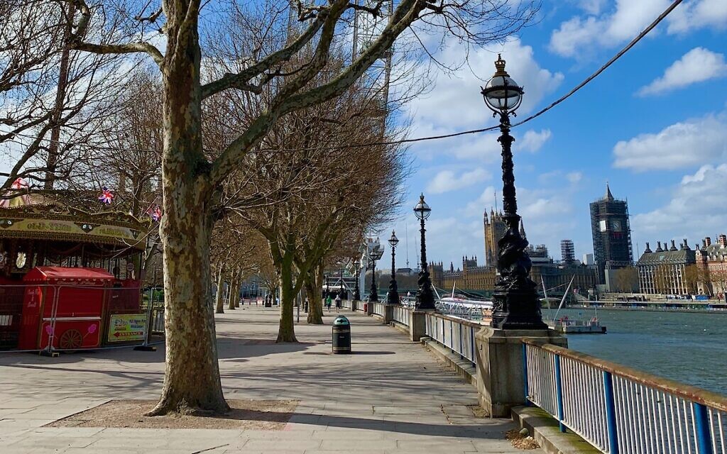 Deserted London in lockdown